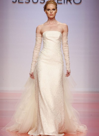 Jesus Peiro Wedding Gown Straight from the runways of Spain 